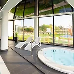 Westin House Apartementy Premium Daire *